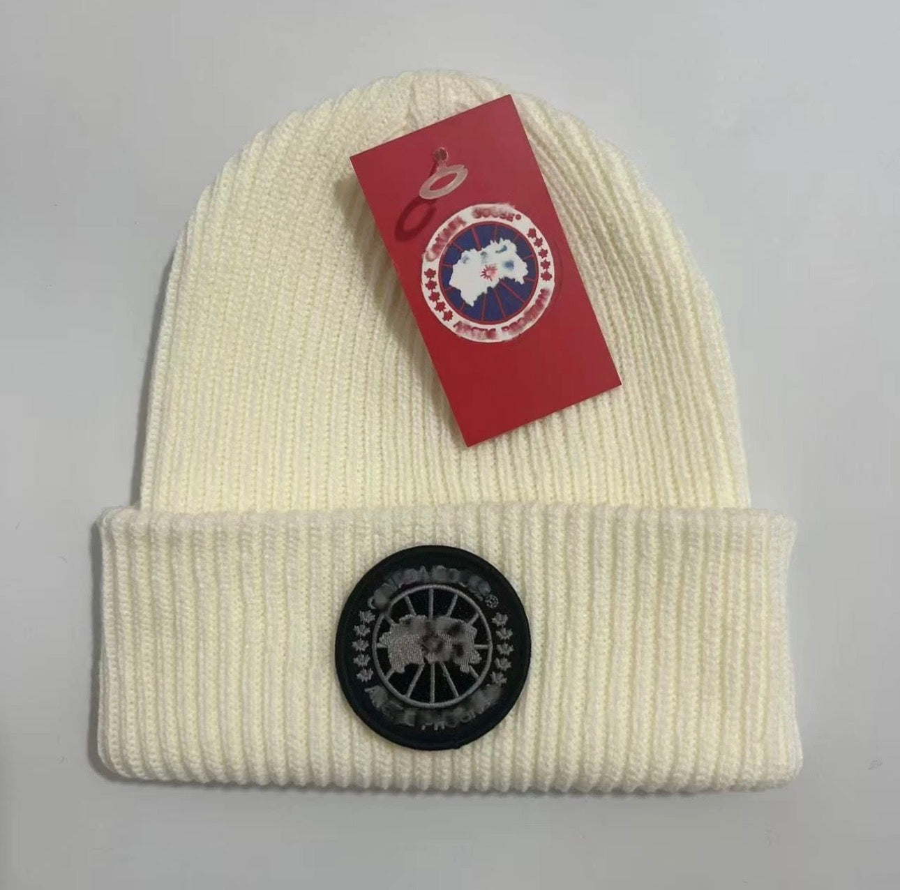 Knitted mens/women’s winter hat designer