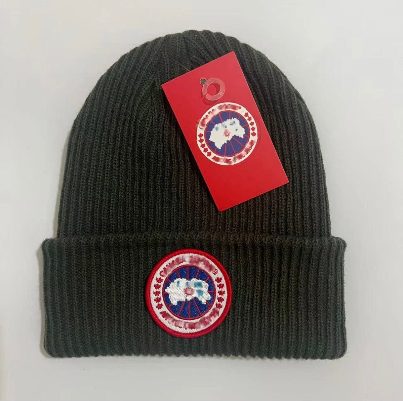 Knitted mens/women’s winter hat designer