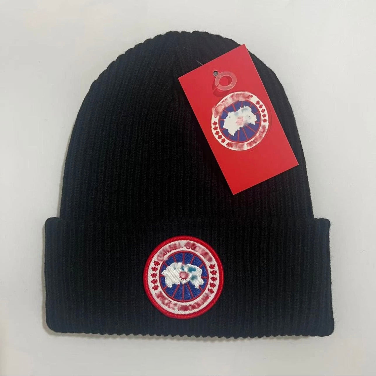 Knitted mens/women’s winter hat designer