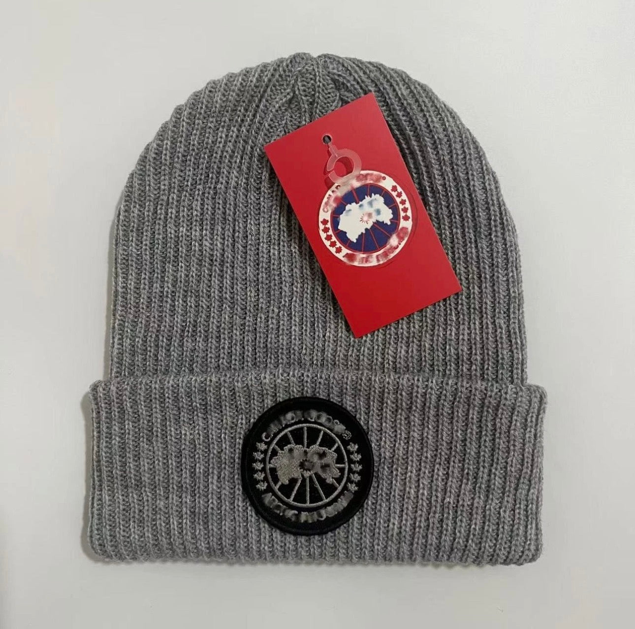 Knitted mens/women’s winter hat designer